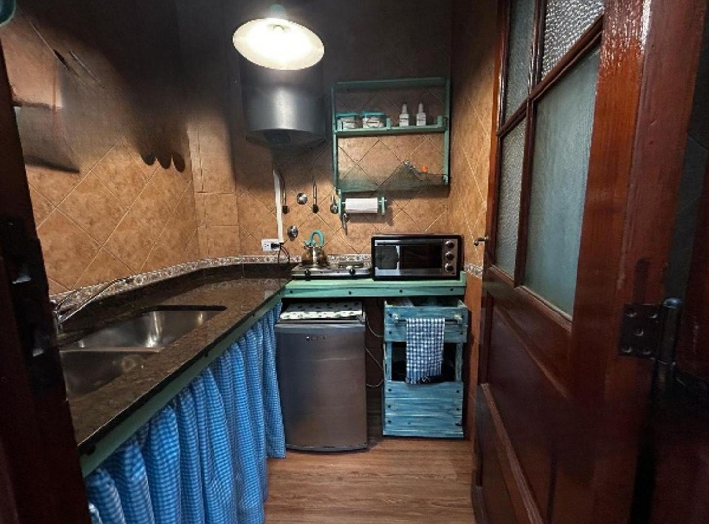 Foto de Dep 2 amb + local en venta San Telmo amoblado +AA, imagen 2