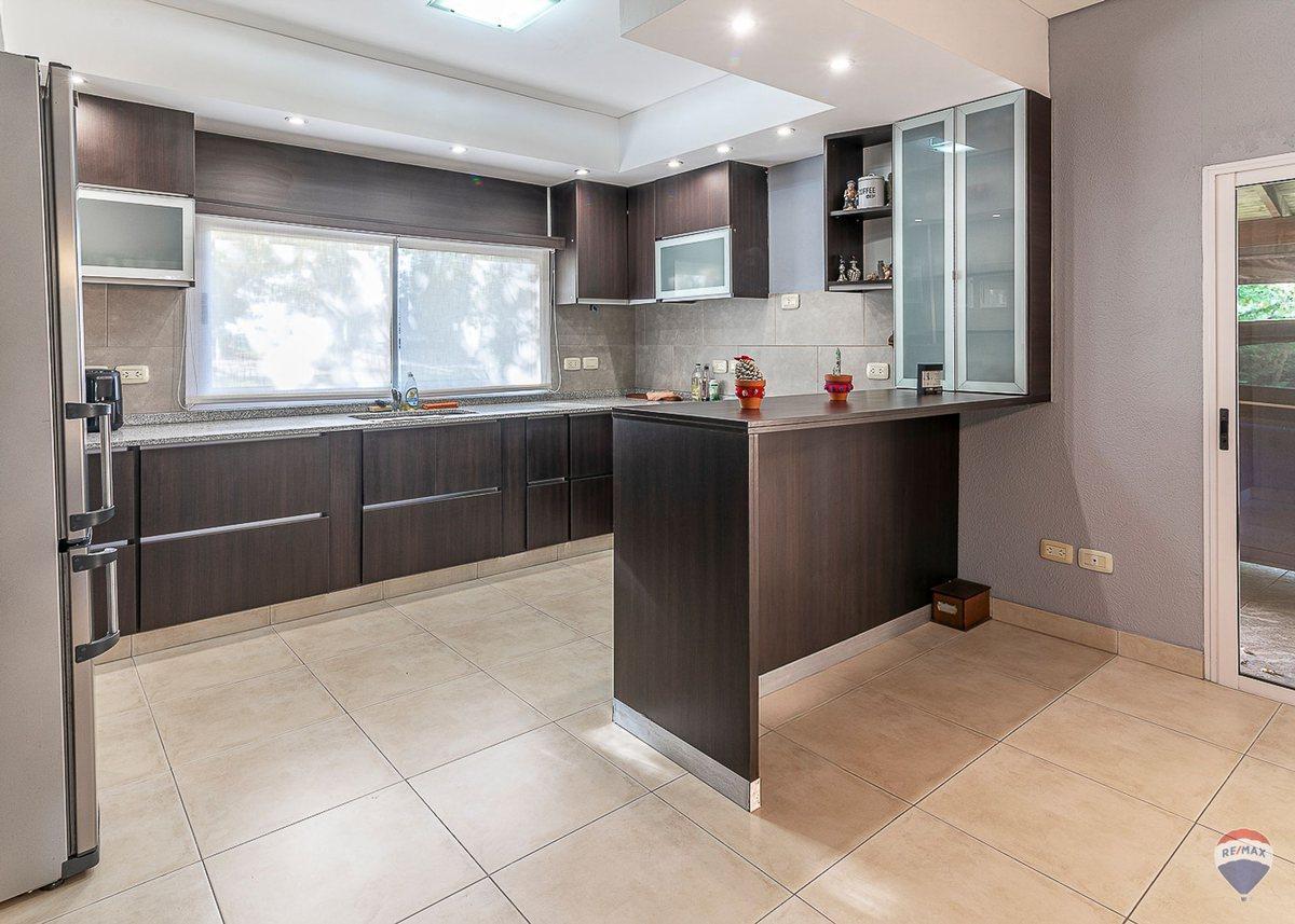 Foto de Venta Casa 4 amb. Club de Campo Los Puentes, Luján, imagen 4