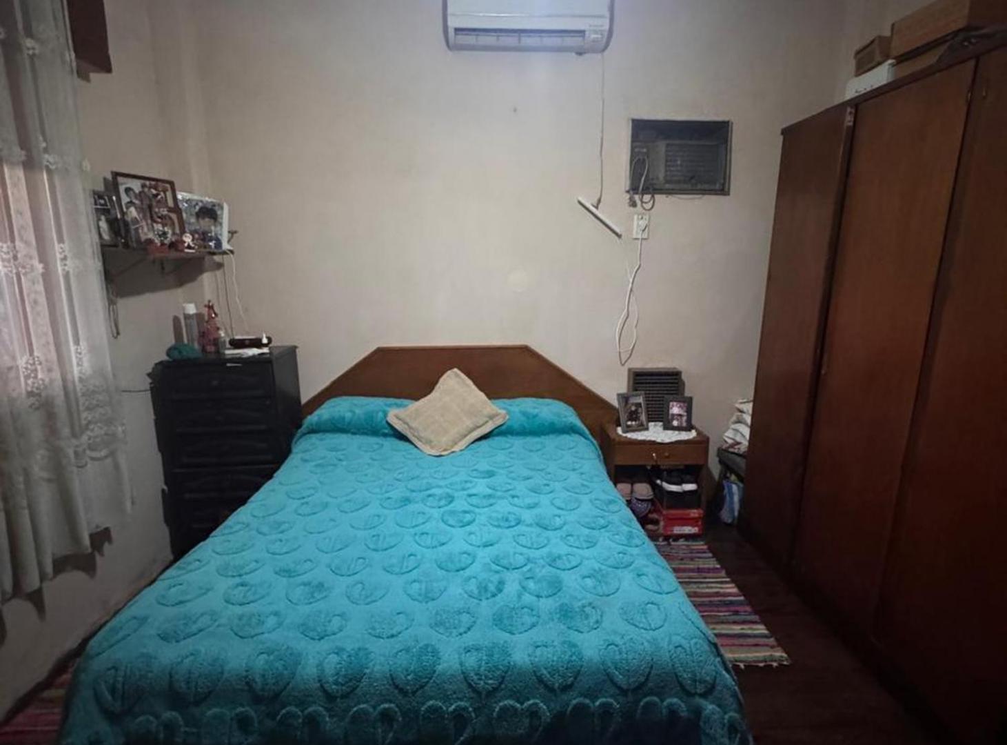 Foto de VENTA CASA CON PATIO Y COCHERA, imagen 5