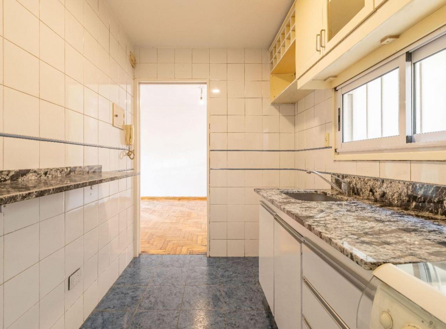 Foto de Departamento de 2 ambientes en venta V. del Parque, imagen 2