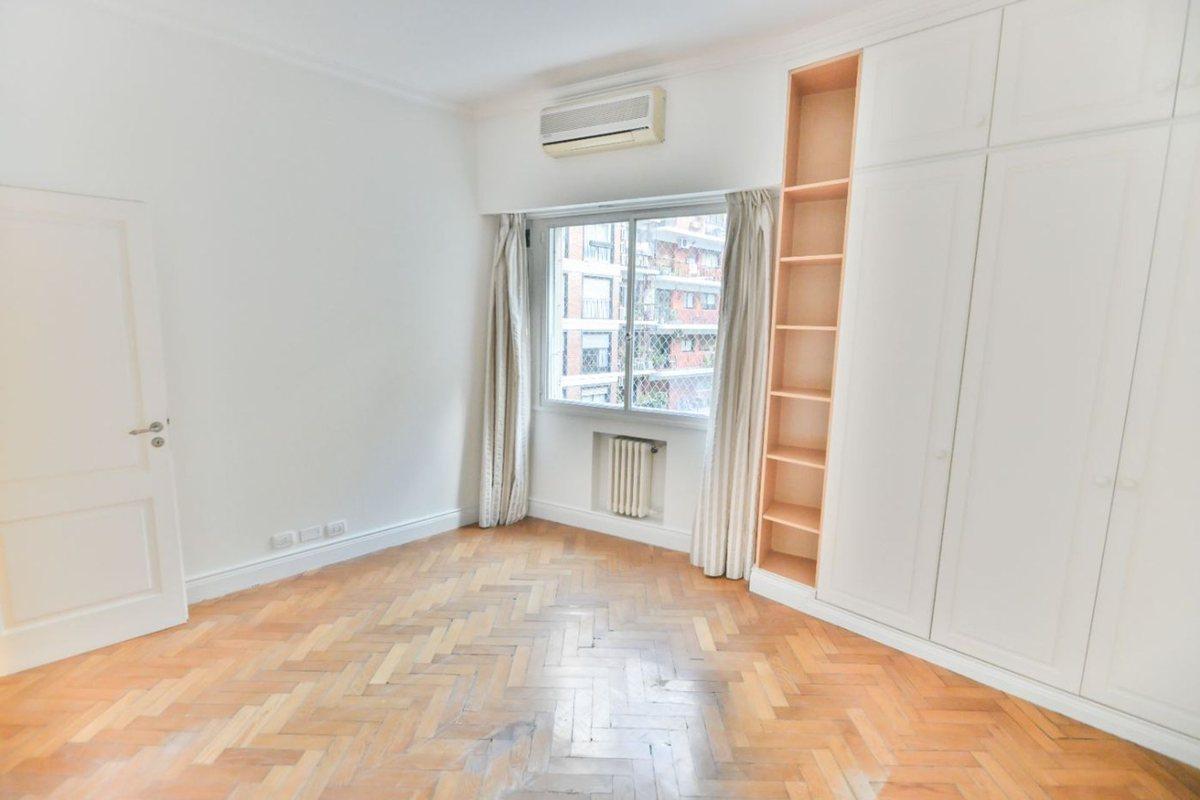 Foto de Dpto 3 amb en venta en Recoleta c/balcón y depend., imagen 4