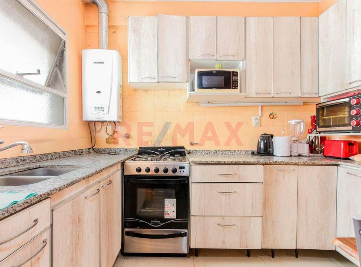Foto de VENTA DEPARTAMENTO 4 AMBIENTES, AL FRENTE, imagen 3