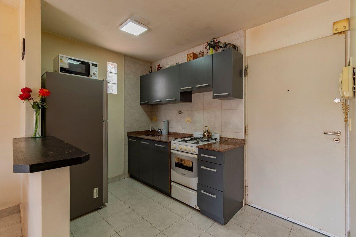 Foto de Venta Depto 2 amb c/balcón y cochera. Almagro, imagen 4