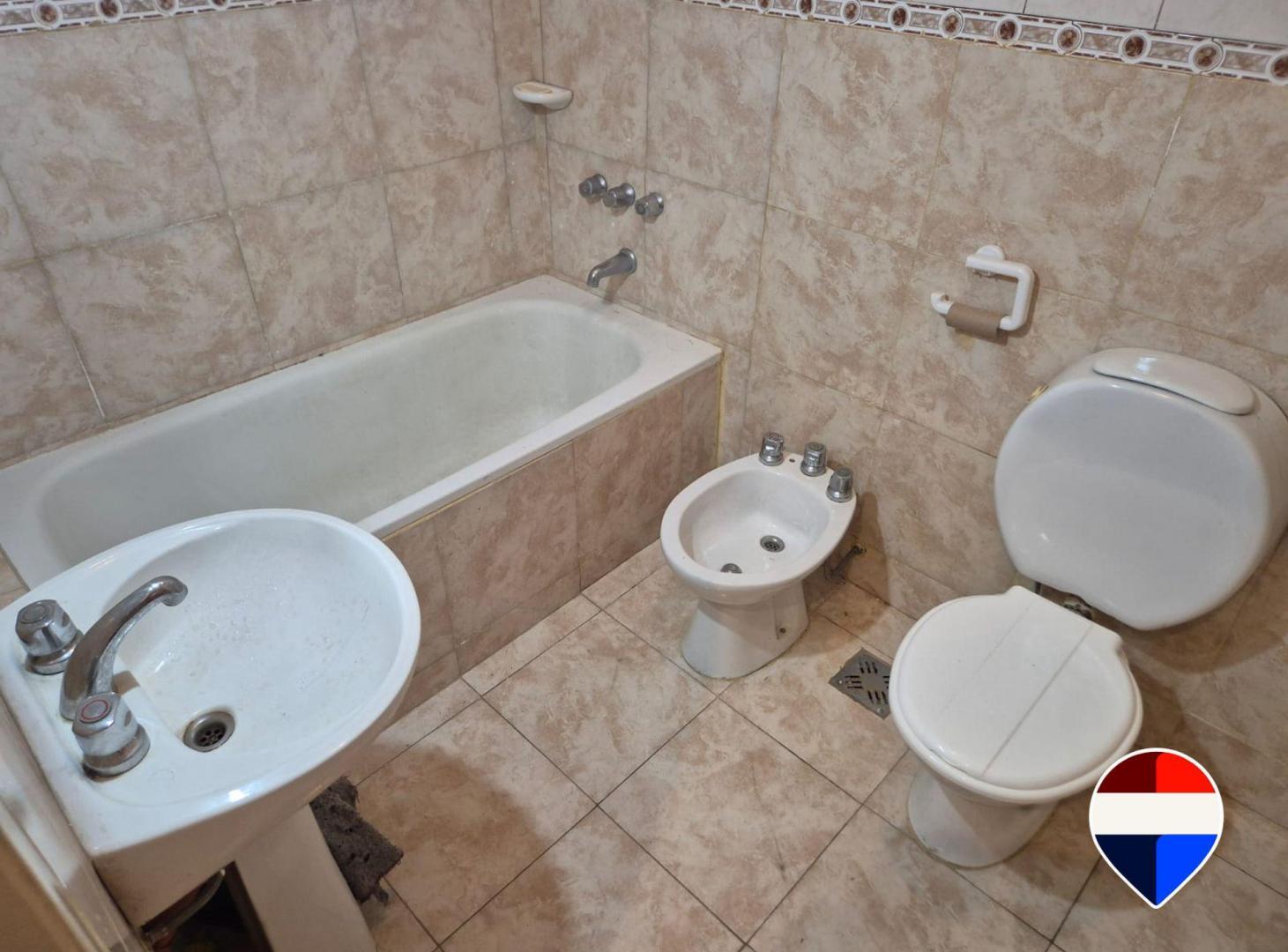 Foto de VENTA DEPARTAMENTO CON BALCON LUMINOSO APTO CRED., imagen 4