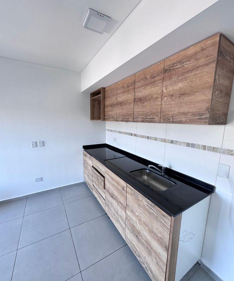 Foto de MONOAMBIENTE EN VENTA ITUZAINGO NORTE OPC COCHERA, imagen 3