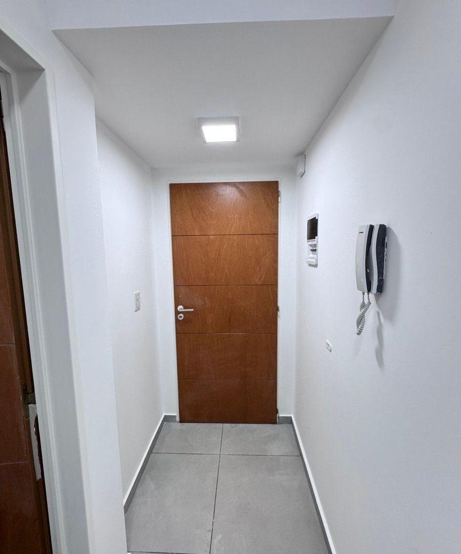 Foto de MONOAMBIENTE EN VENTA ITUZAINGO NORTE OPC COCHERA, imagen 4