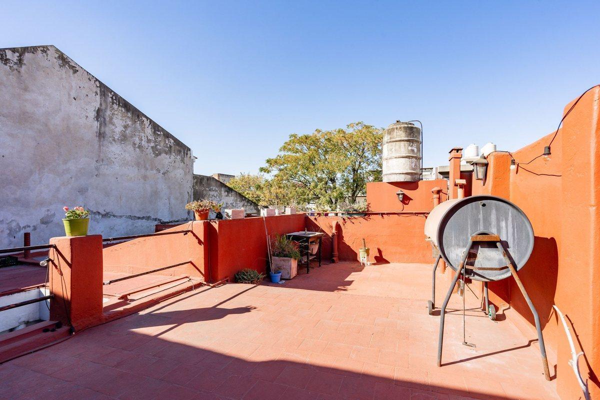 Foto de Casa en venta Montecastro 4 ambientes, imagen 2