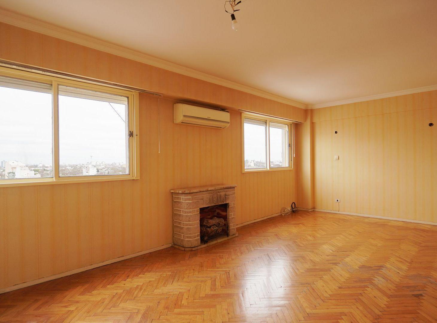 Foto de VENTA DEPTO. 4 AMBIENTES CON COCHERA, MONTE CASTRO, imagen 1