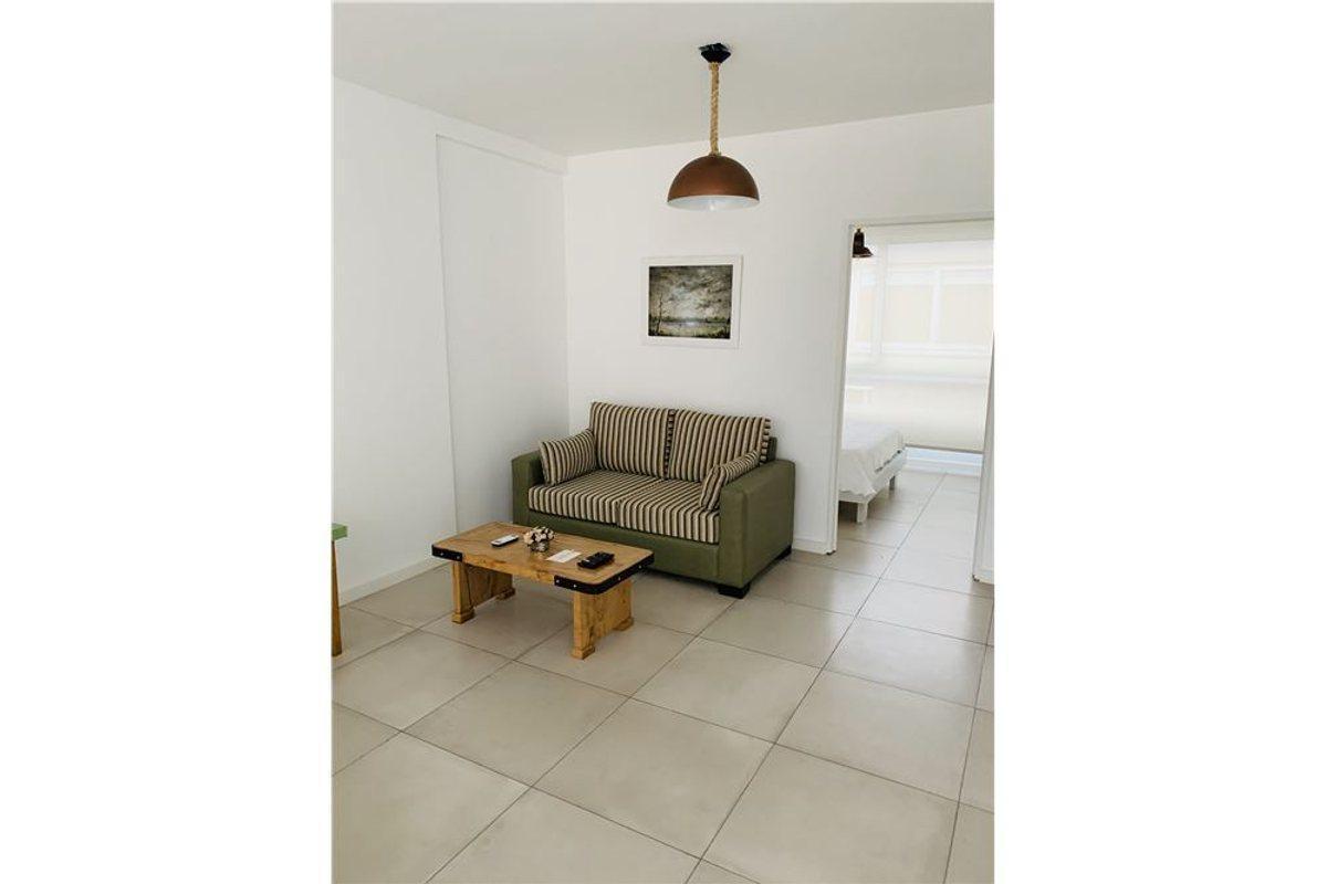 Foto de VENTA DPTO 2 AMBIENTES COCHERA BAULERA NUÑEZ, imagen 1