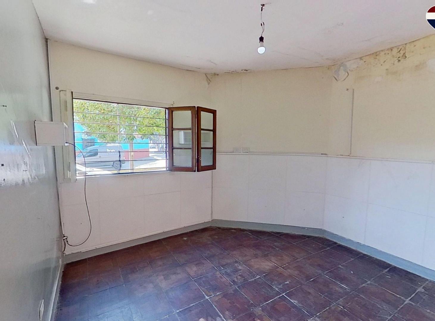 Foto de Casa en Lote Propio con Terraza Parque Avellaneda, imagen 1