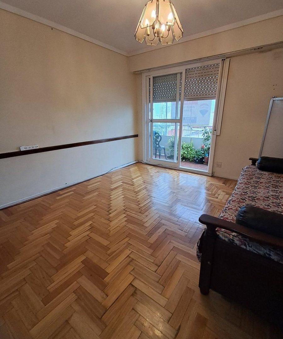 Foto de DEPARTAMENTO 4 AMB 6º COCHERA VENTA VILLA ORTUZAR, imagen 2