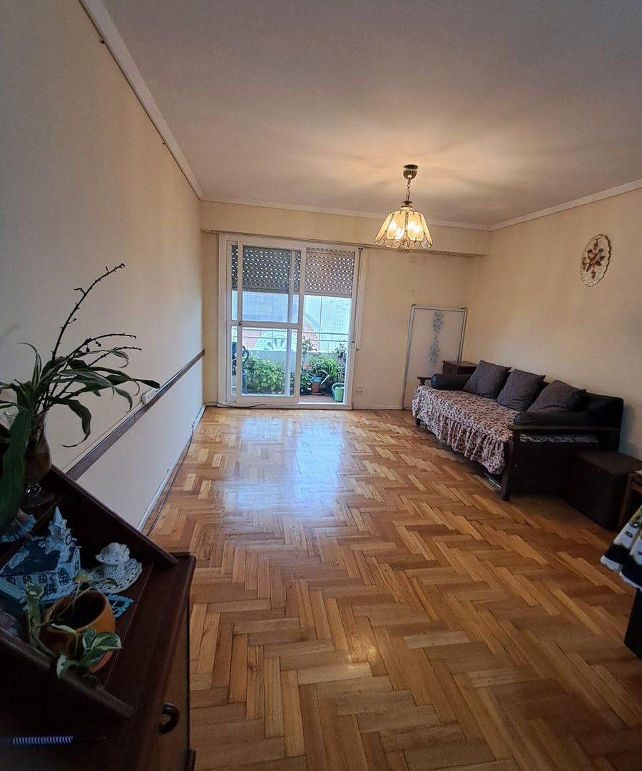 Foto de DEPARTAMENTO 4 AMB 6º COCHERA VENTA VILLA ORTUZAR, imagen 1