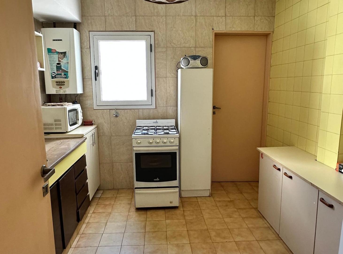 Foto de VENTA DUPLEX 3 AMB TERRAZA BELGRANO A REFACCIONAR, imagen 5