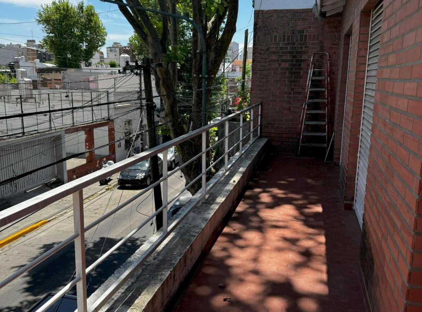 Foto de VENTA 3 PHs LOCAL ENTRADA PROPIA VICENTE LOPEZ, imagen 2