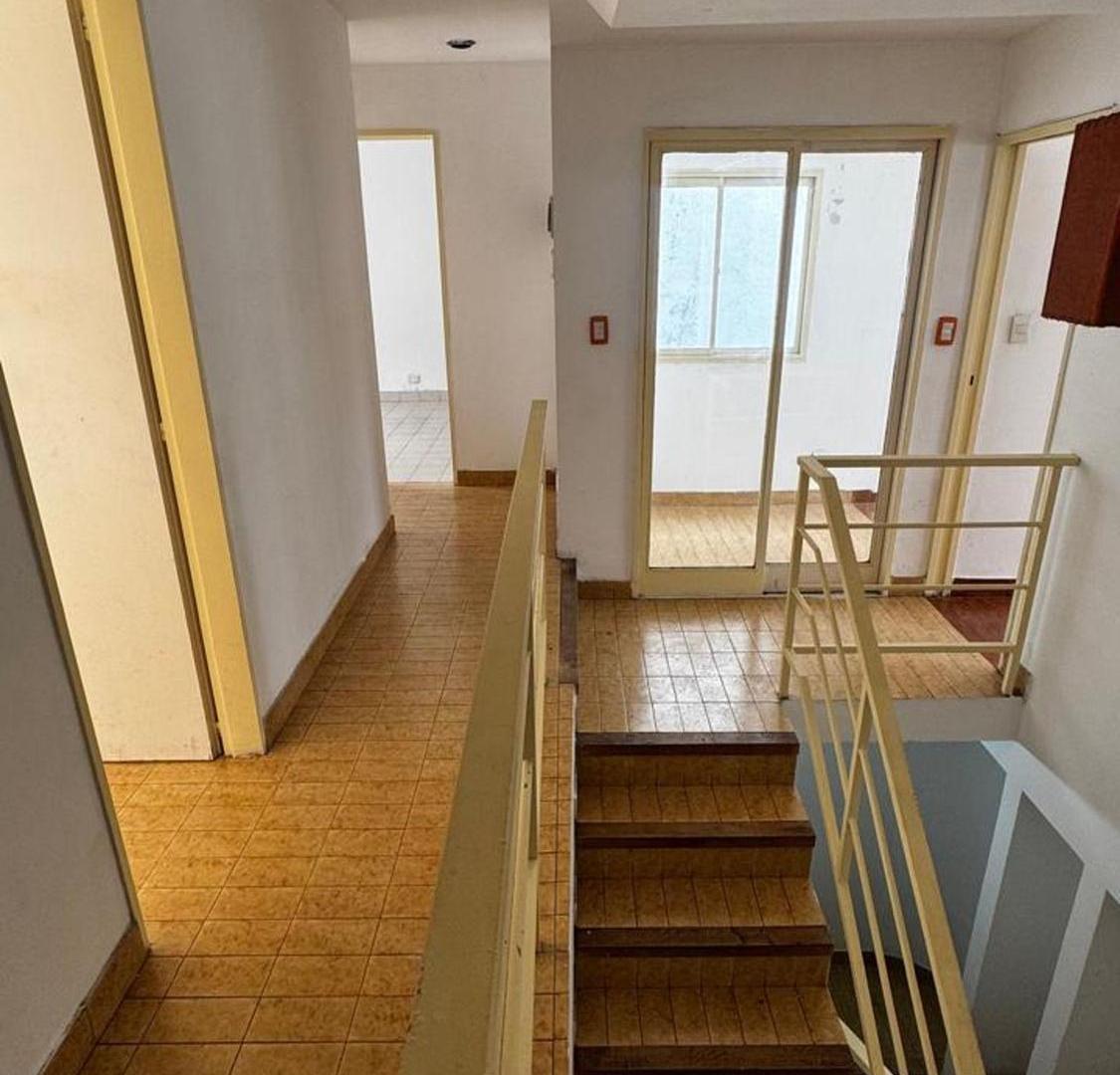 Foto de VENTA 3 PHs LOCAL ENTRADA PROPIA VICENTE LOPEZ, imagen 4
