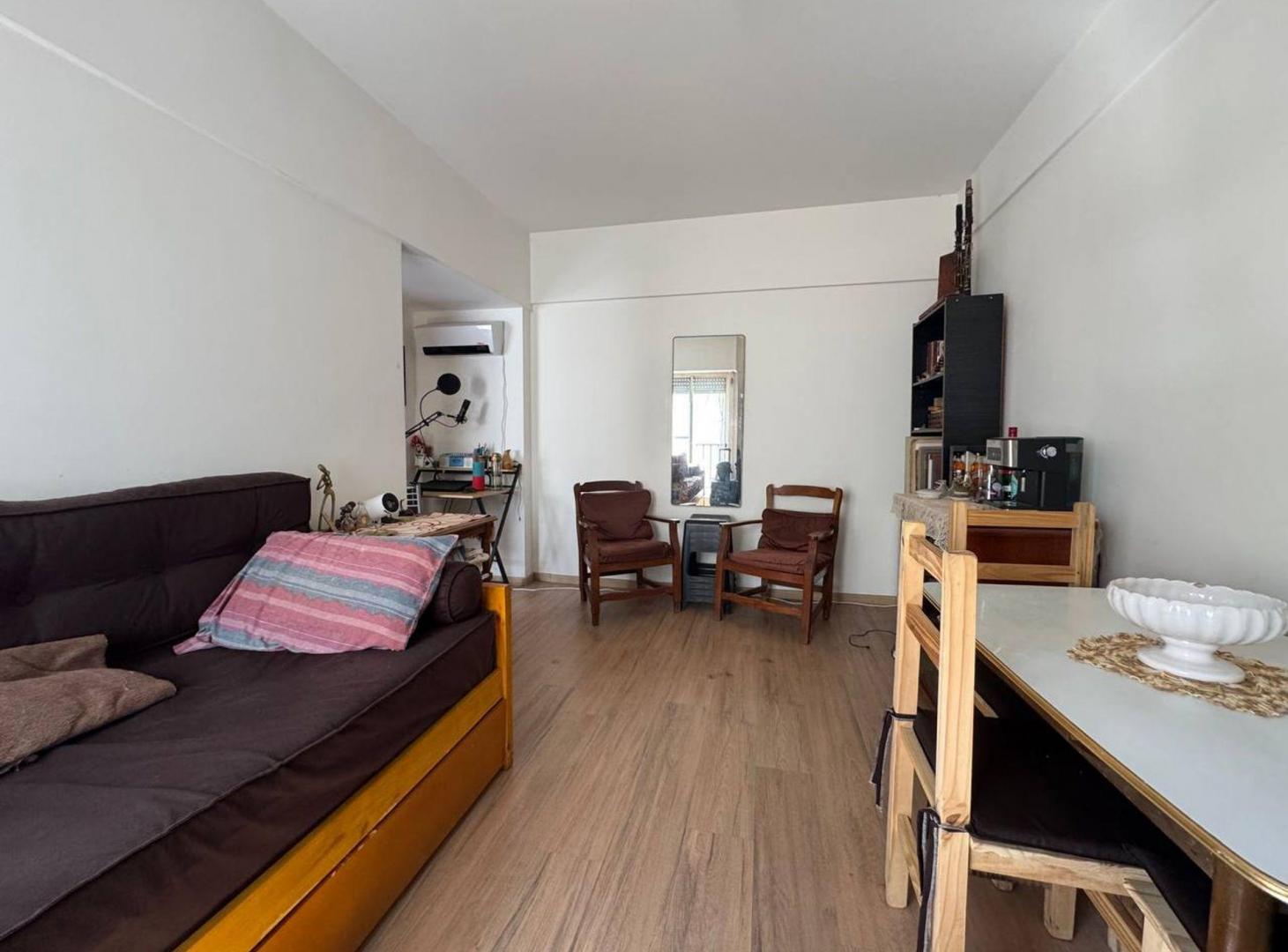 Foto de VENTA DEPARTAMENTO 2 AMBIENTES BALVANERA, imagen 2