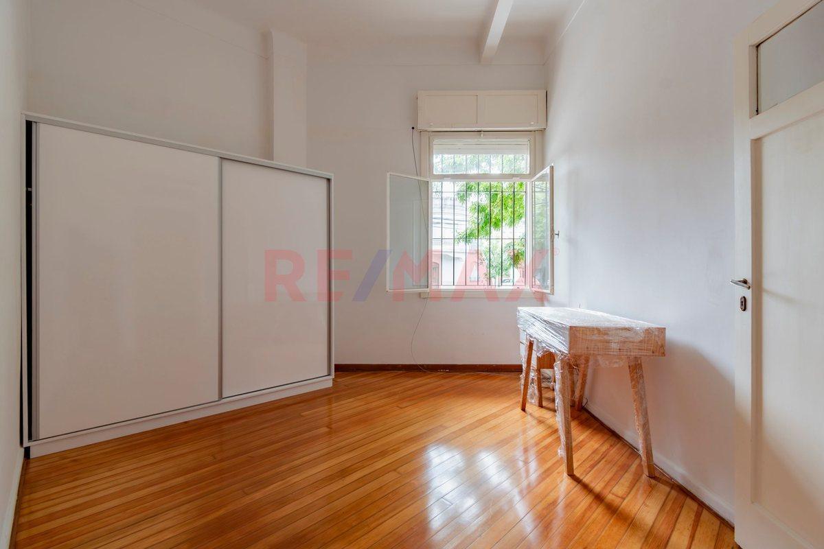 Foto de Venta depto PH 3 amb c/cochera A/CRE Villa Crespo, imagen 3