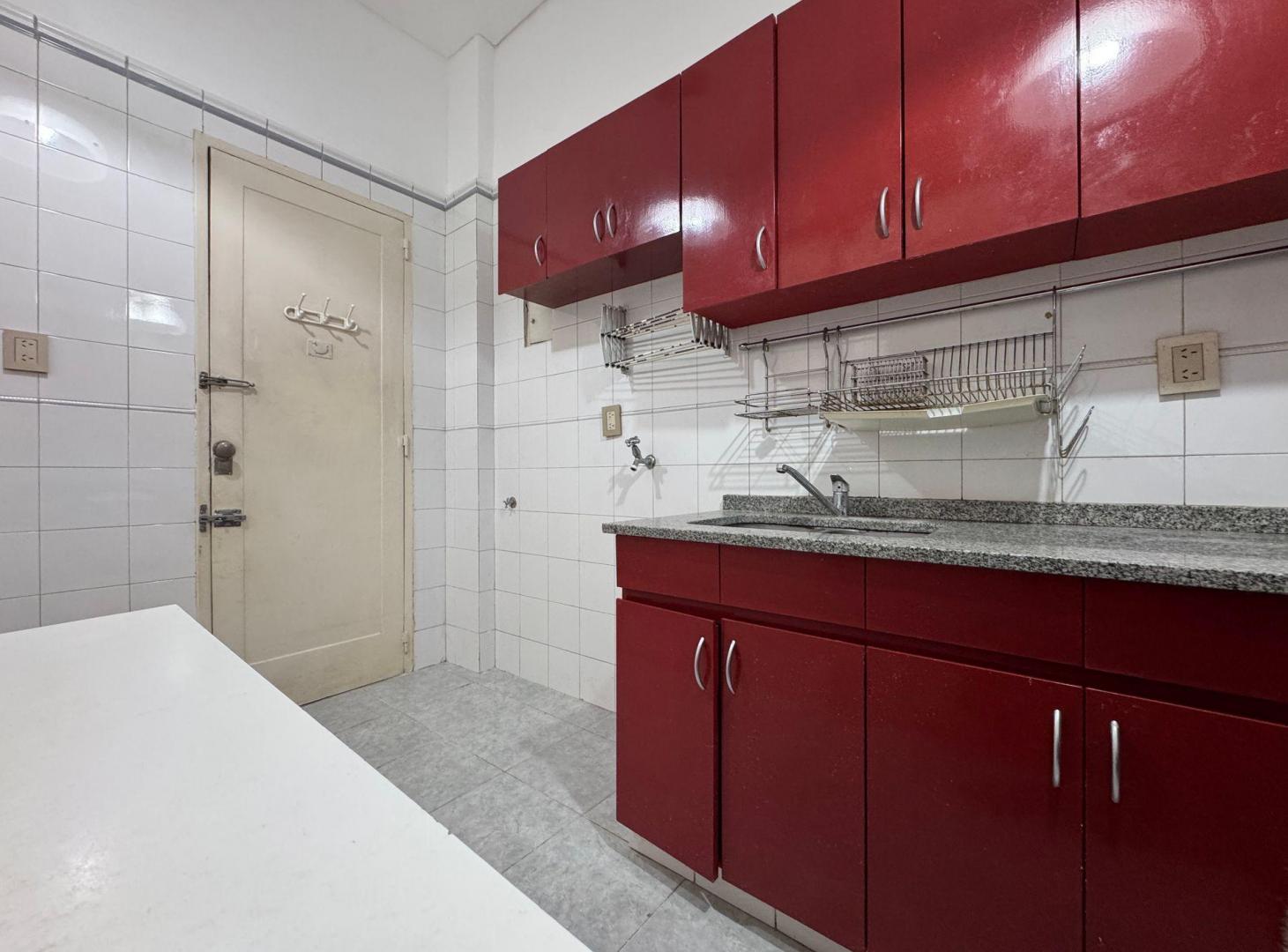 Foto de DPTO CUATRO AMBIENTES EN ALQUILER EN RECOLETA, imagen 3