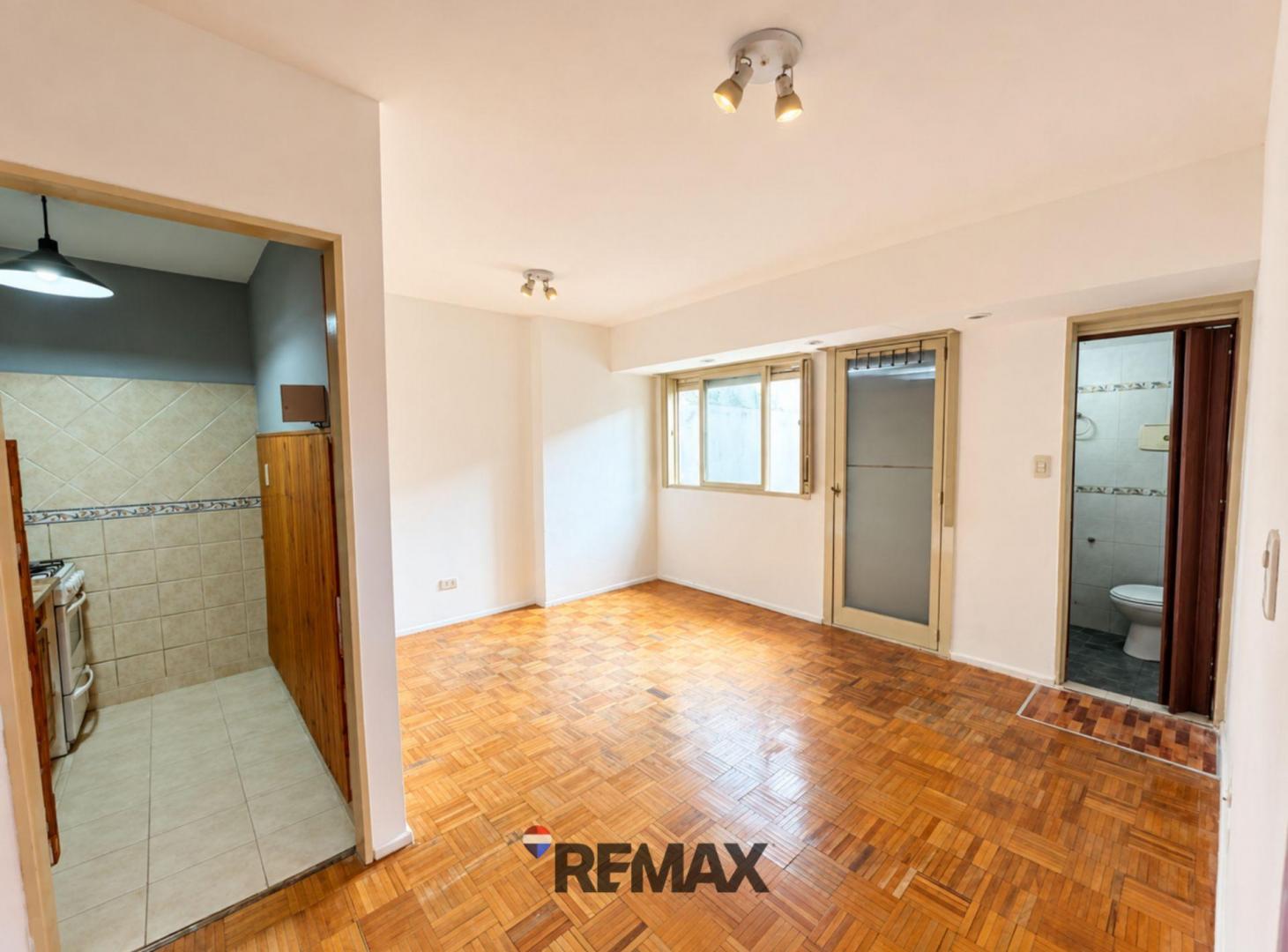 Foto de DPTO MONOAMBIENTE VENTA BALVANERA BALCON FRANCES, imagen 3