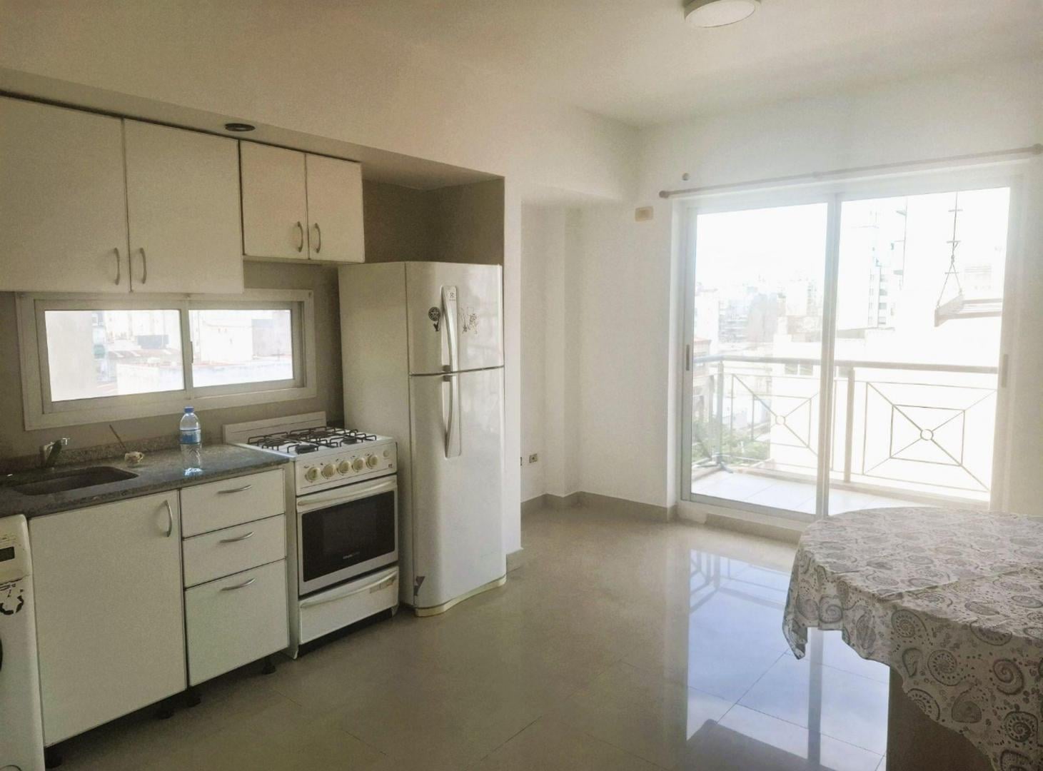 Foto de VENTA DEPTO 2 AMBIEBTES C/BALCON EN BALVANERA CABA, imagen 5