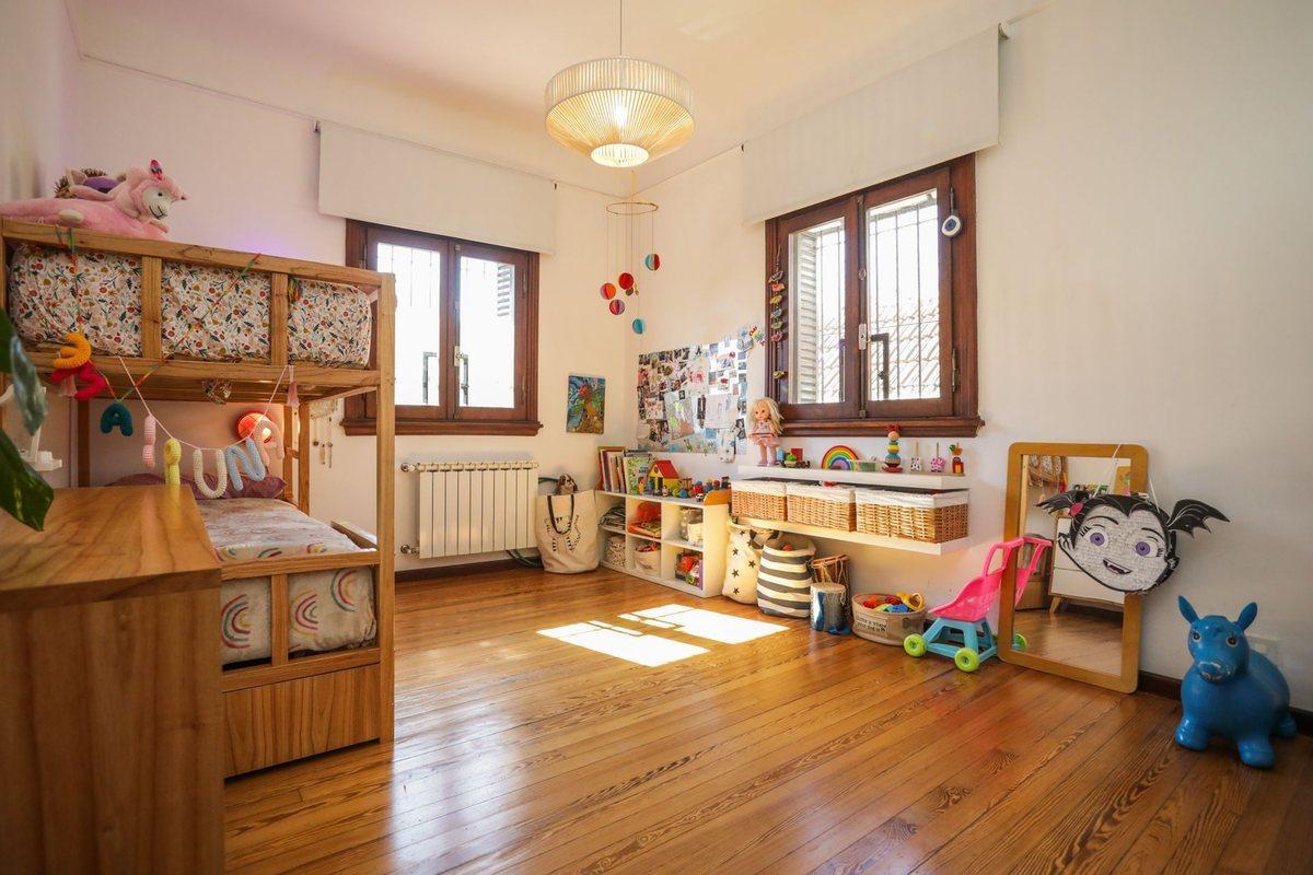 Foto de VENTA CASA DE REVISTA OLIVOS TOTALMENTE EQUIPADA, imagen 3