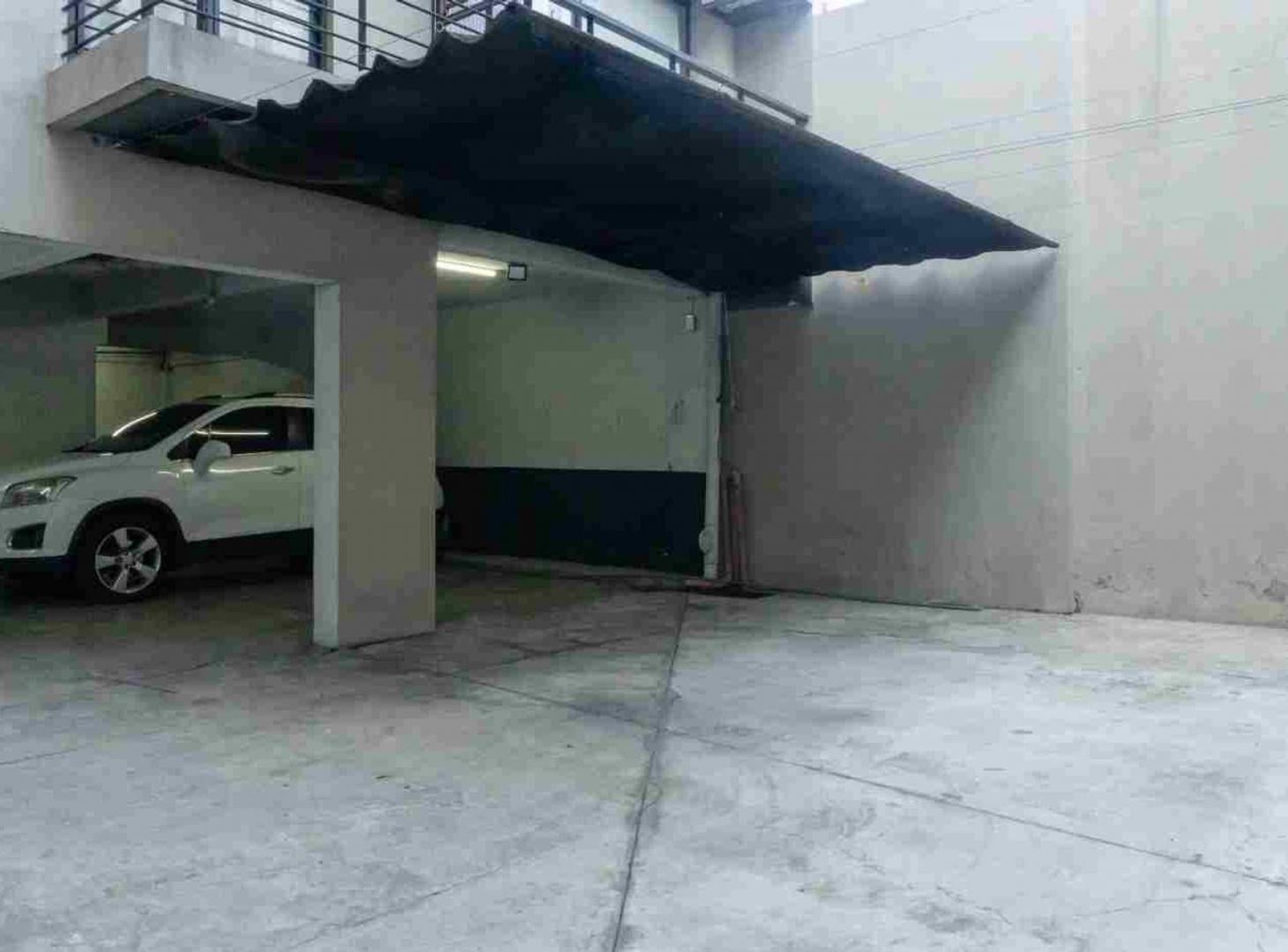 Foto de Cochera a la venta en Villa Urquiza, imagen 5