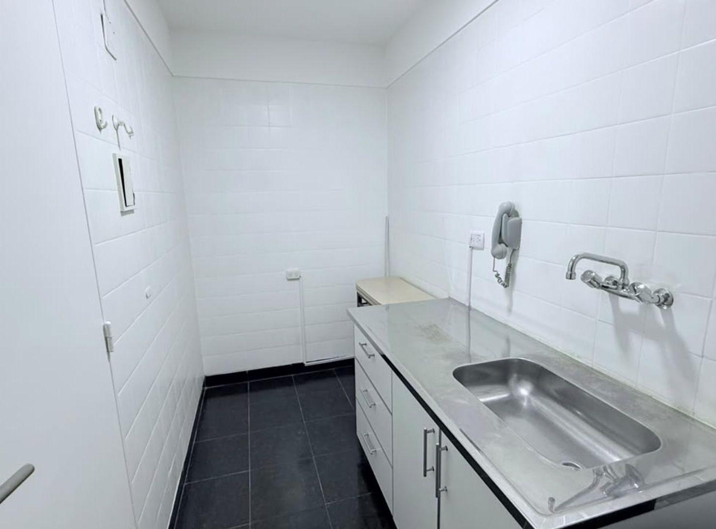 Foto de Monoambiente Palermo, cocina separada, apto prof., imagen 4