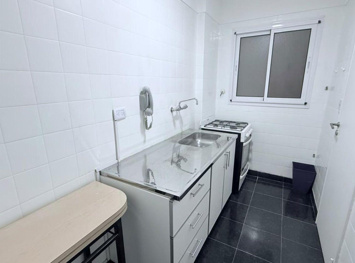 Foto de Monoambiente Palermo, cocina separada, apto prof., imagen 3