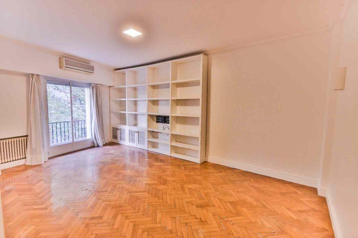 Foto de Dpto 3 amb en venta en Recoleta c/balcón y depend., imagen 5