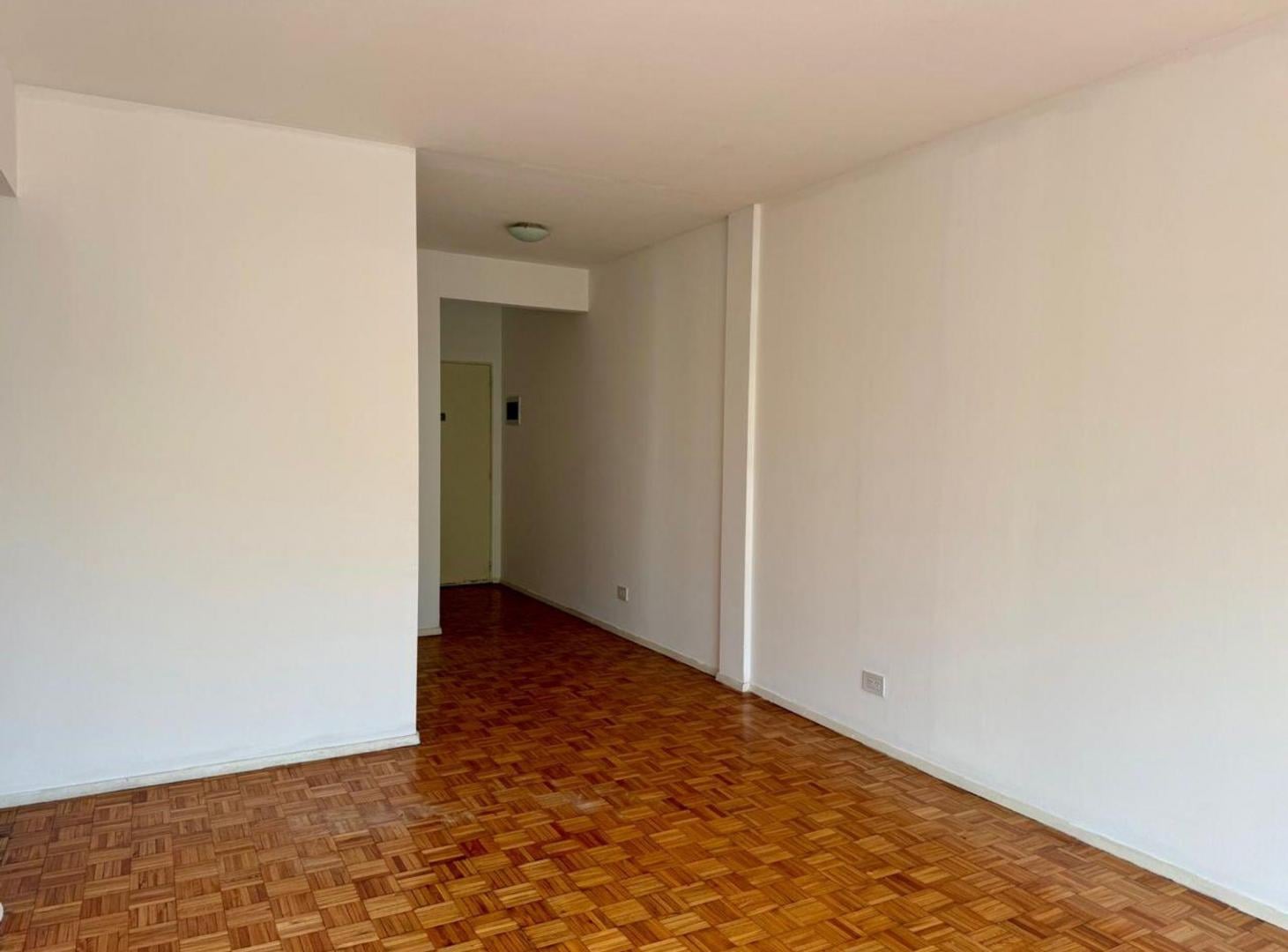 Foto de DEPARTAMENTO DE 3 AMBIENTES CON DEPENDENCIA, imagen 2