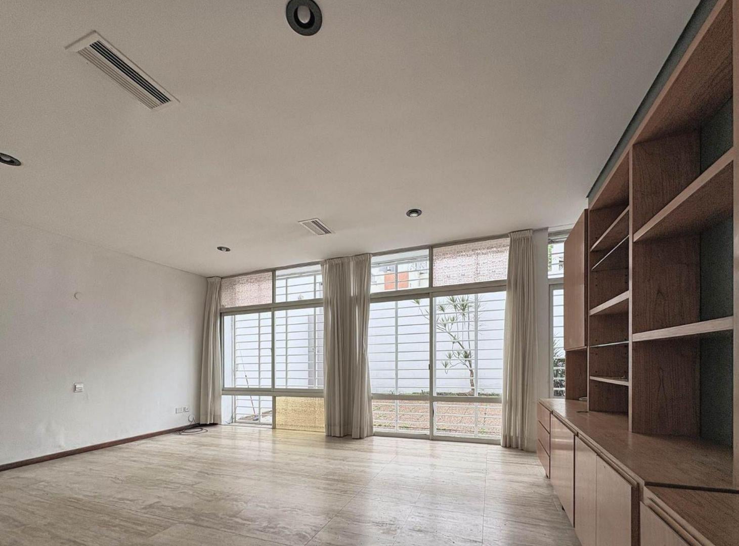 Foto de Hermosa Casa en Alquiler Villa Urquiza 5amb+coche, imagen 5