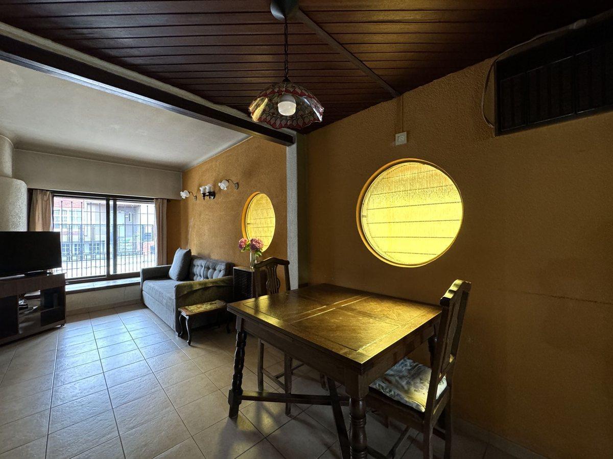 Foto de Casa 4 amb en venta en Castelar c/jardin-pileta, imagen 3