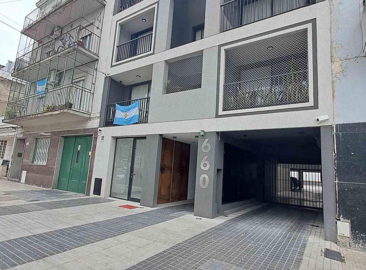 Foto de VENTA LOCAL 35.80 M2 Chorroarin 662 PARQUE.CHAS, imagen 2
