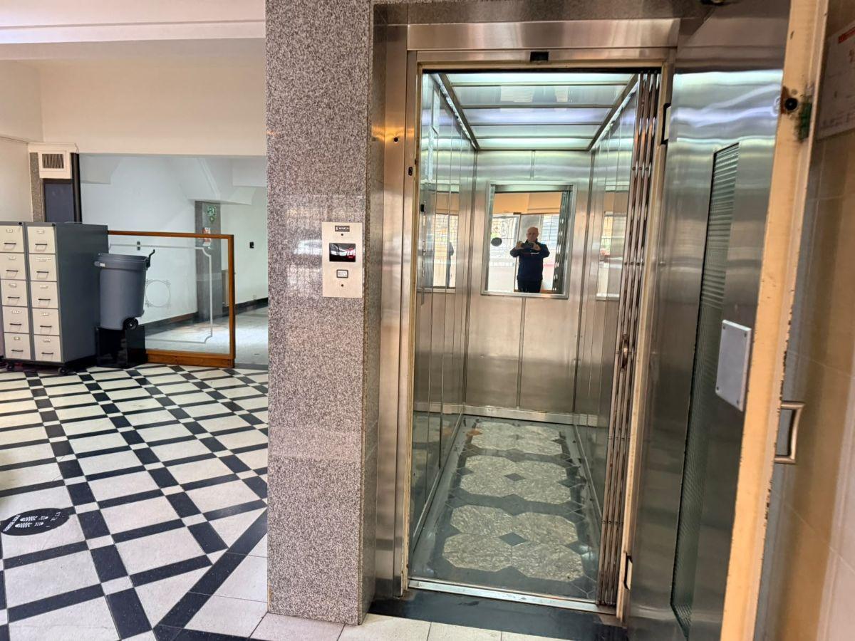 Foto de Edificio de 1200 m² cubierto en alquiler en Caballito ( Ex Clínica), imagen 4