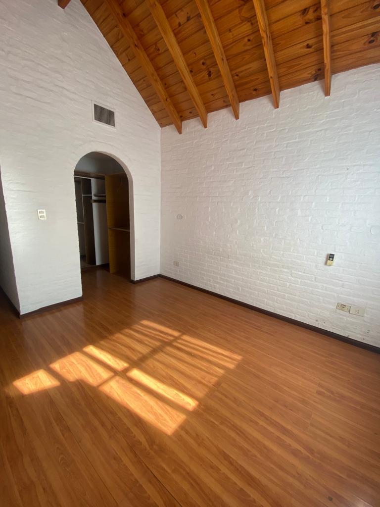 Foto de Casa venta en Campos De Echeverria Canning, imagen 4