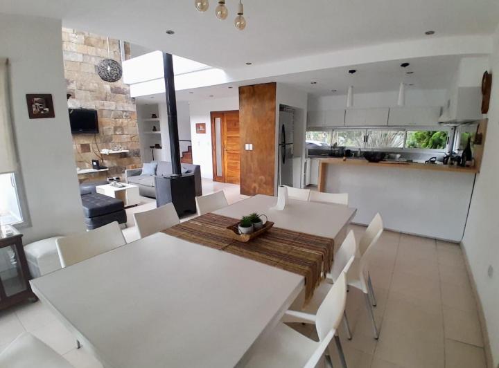 Casa en venta barrio malibu canning