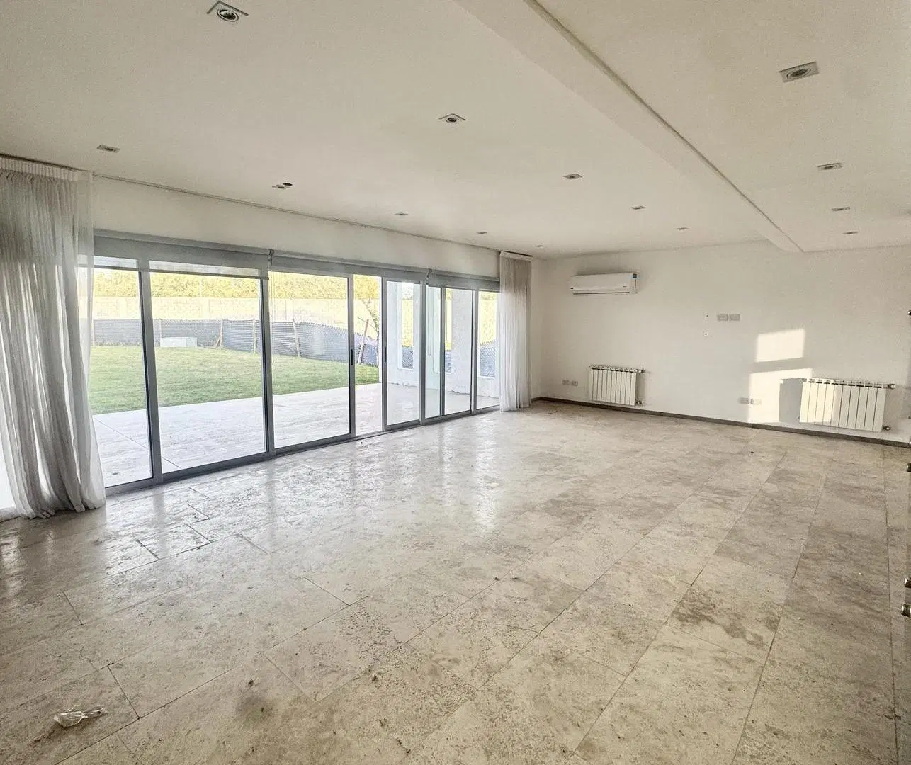 Casa en venta barrio Lagos de Canning 5