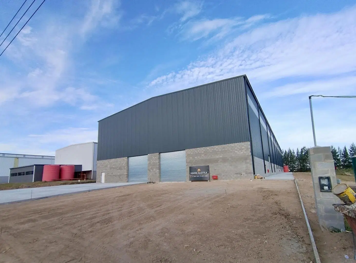 Nave en venta y alquiler en Polo Industrial Ezeiza 4