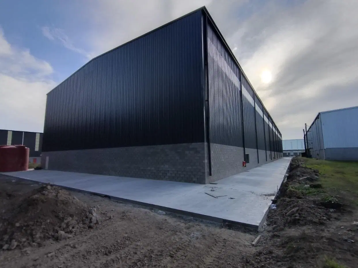 Nave en venta y alquiler en Polo Industrial Ezeiza 1