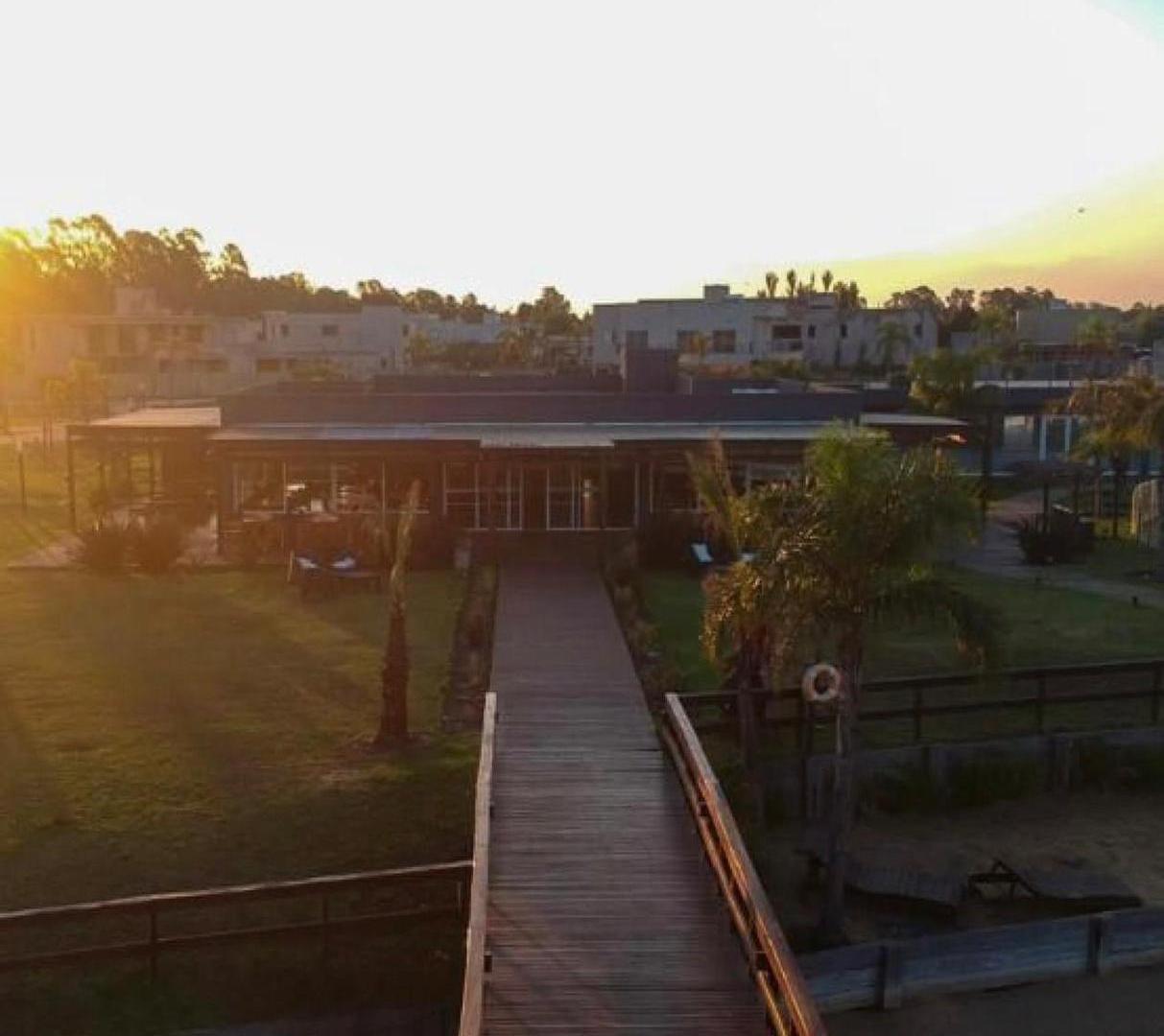 LOTE LAGOS DE CANNING I