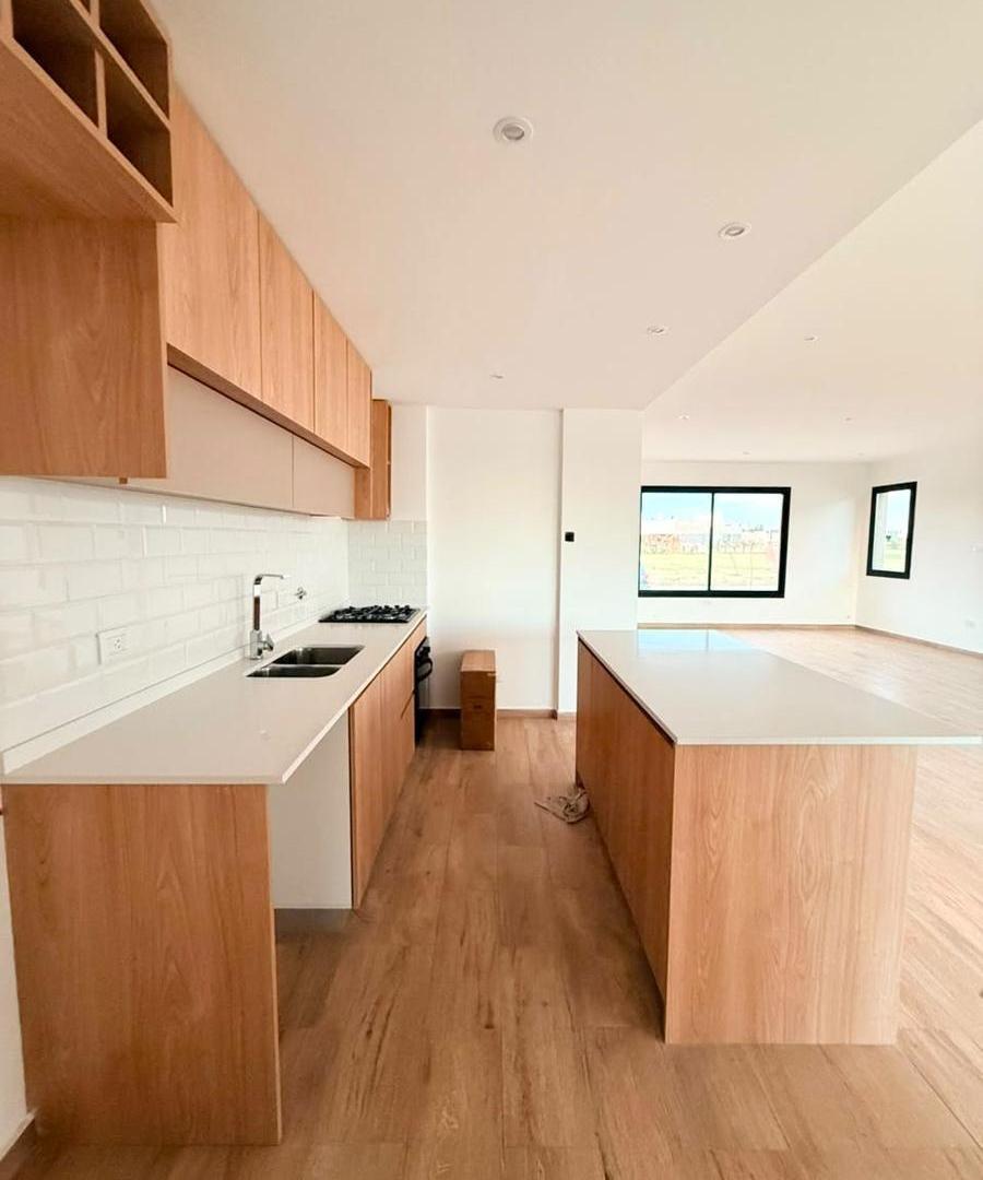 Casa en venta Barrio San Simon Canning