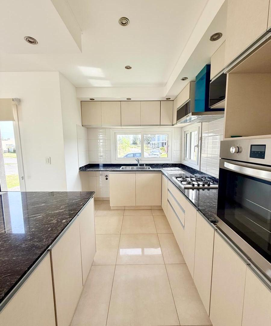Foto de Casa en venta barrio santa ines canning, imagen 4