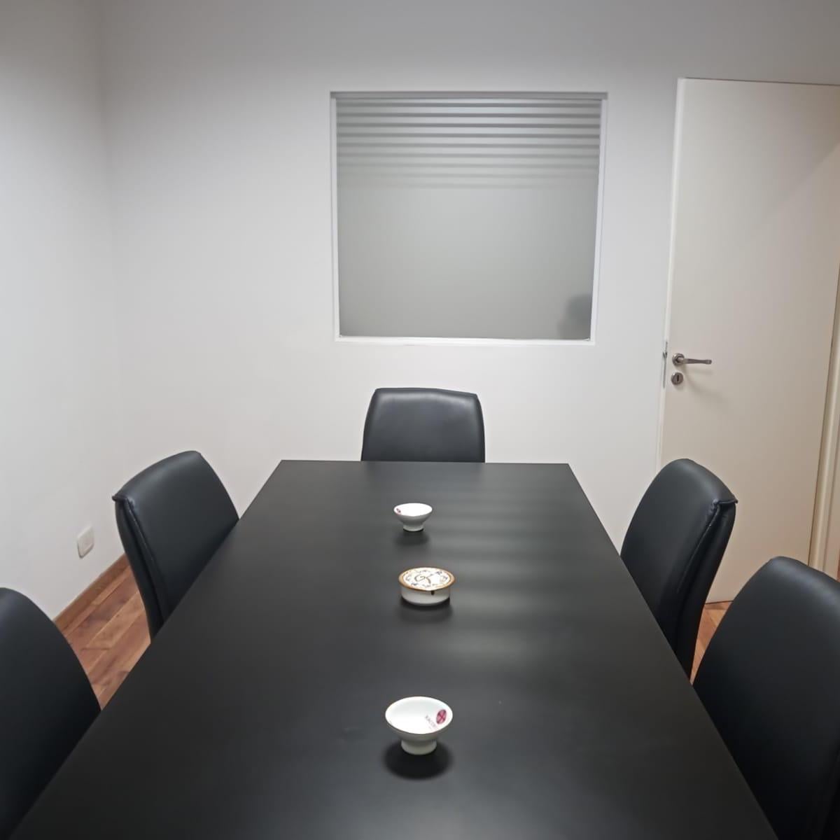 SEMIPISO DE OFICINA EN VENTA EN TRIBUNALES