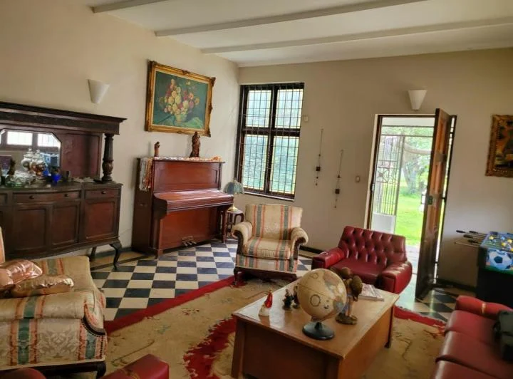QUISQUISACATE- Casona Historica ALQUILER COMERCIAL 5