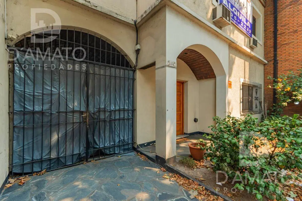Uso Comercial Exclusivo - Villa Devoto 3