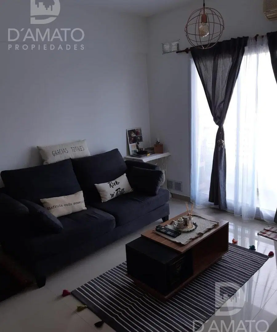 Departamento en Caseros 3