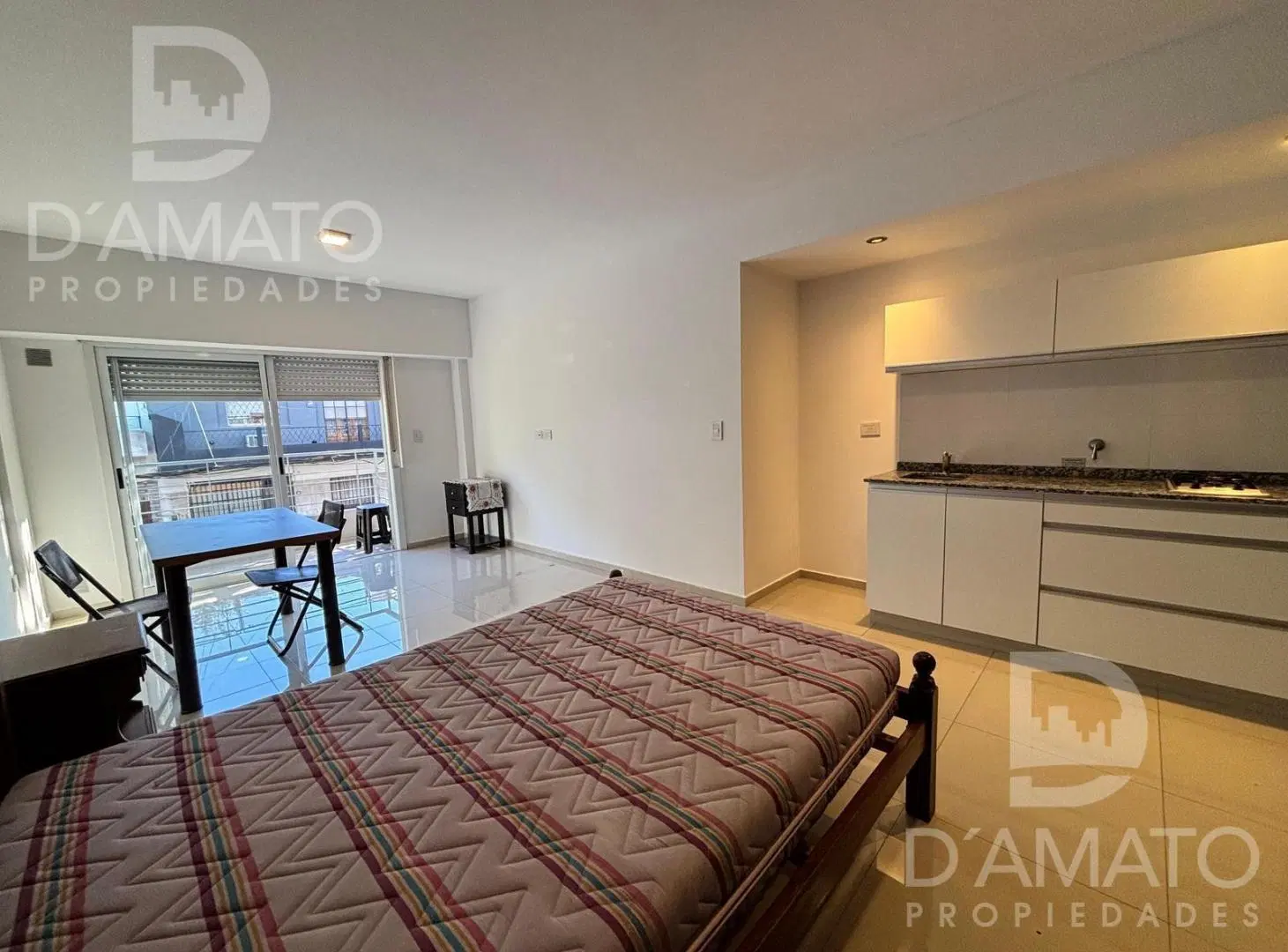 Departamento en Monte Castro 2
