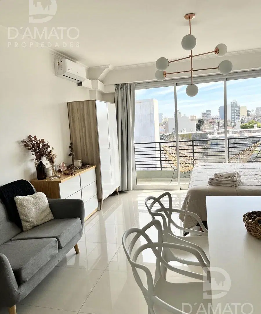 Departamento en Monte Castro 1