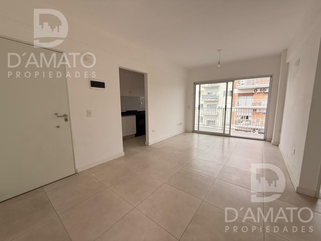 Foto de 2 ambientes con balcón, vestidor y toilette – Piso Alto – Villa Santa, imagen 4
