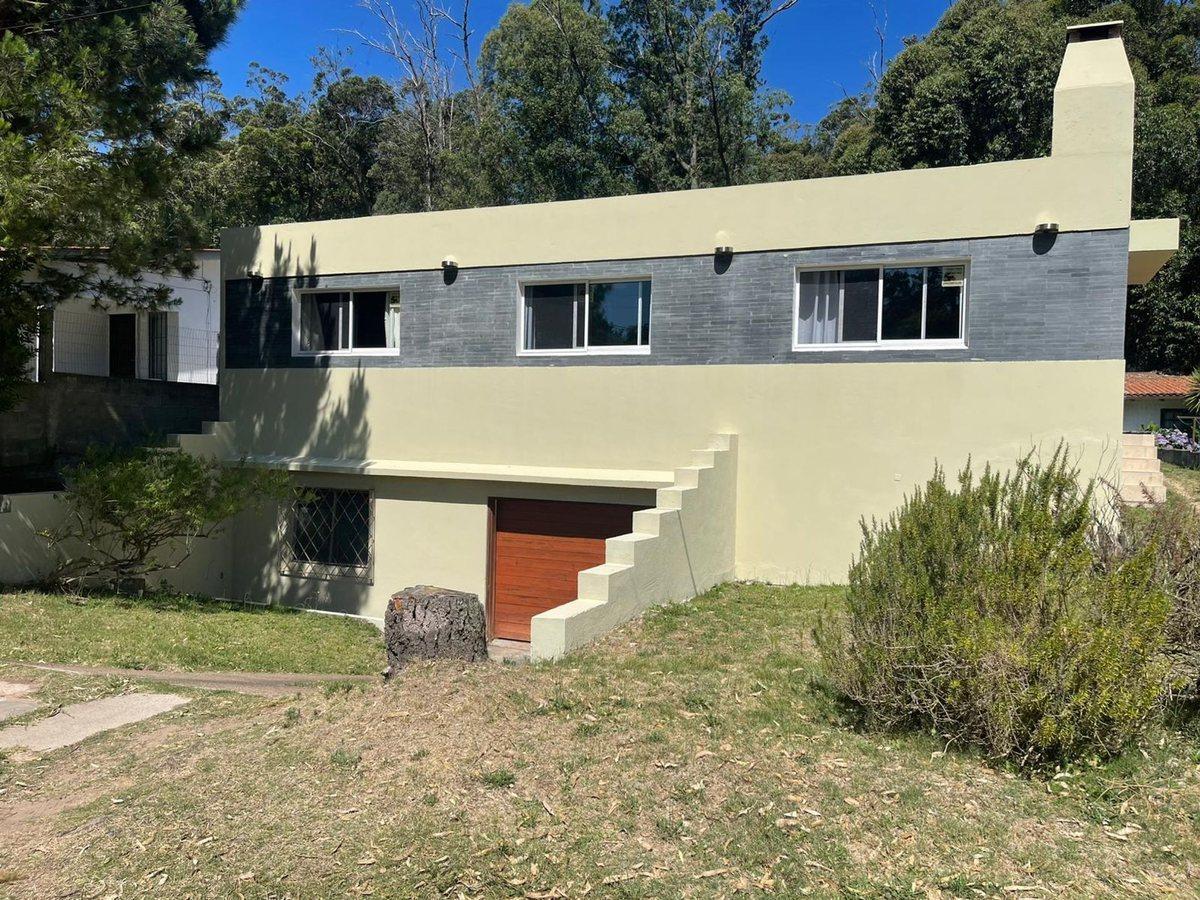 Casa en alquiler temporario en Pinares